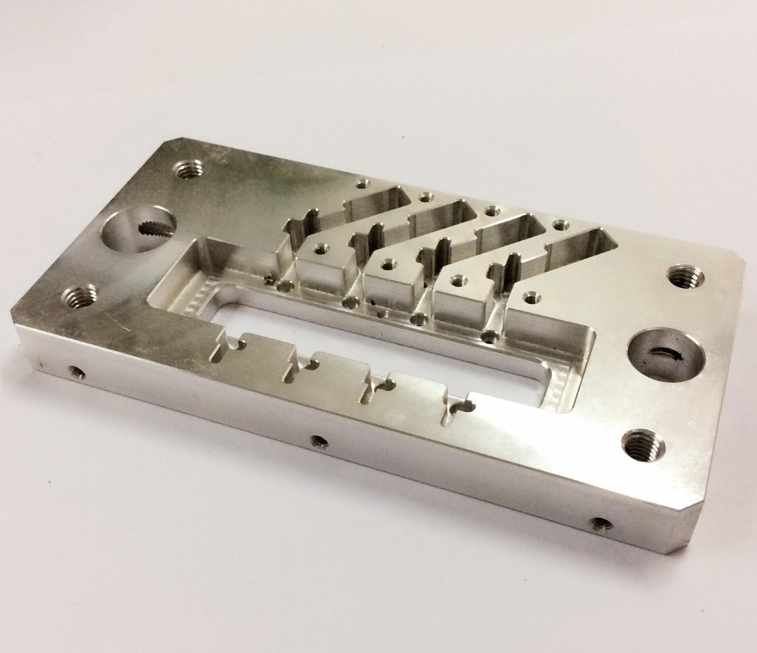 Purchasing robot made by CNC machining parts